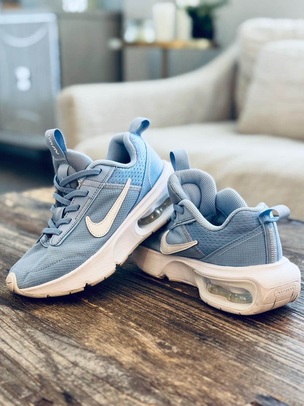 Girls’ Nike Air Max Sneakers Light Blue & White | Size 1.5Y